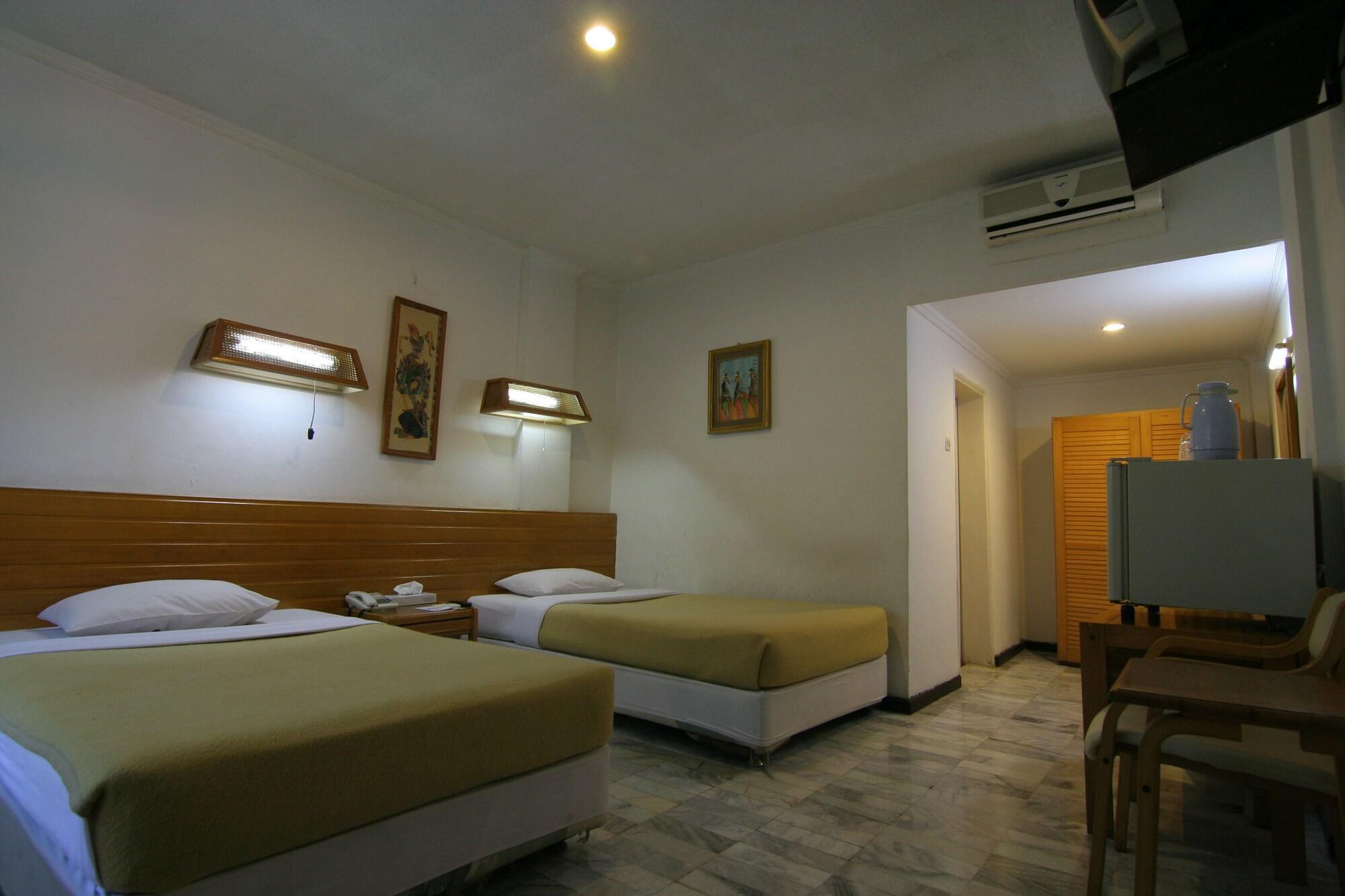 Hotel Karthi Kuta Kuta Lombok Eksteriør bilde