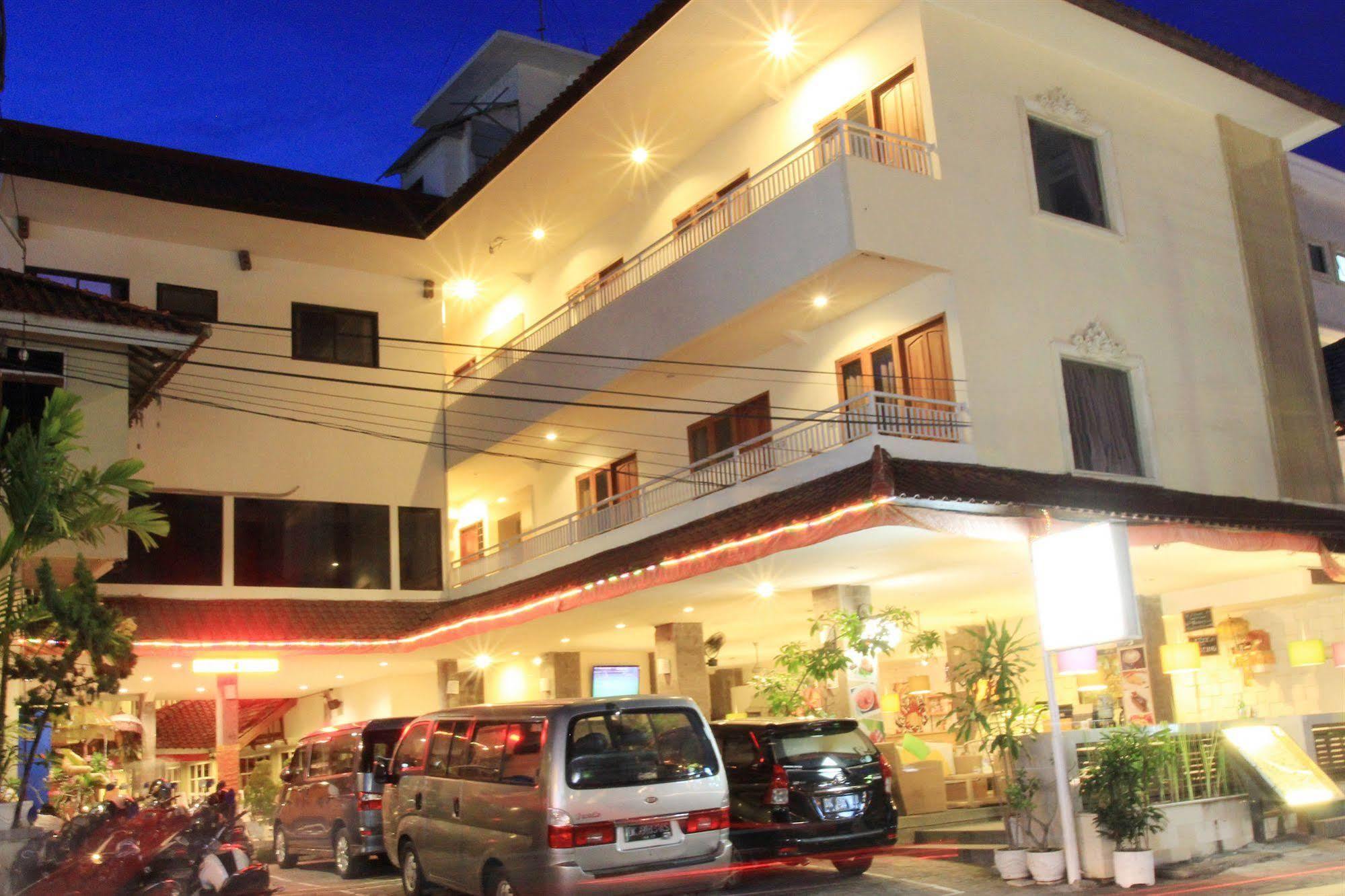 Hotel Karthi Kuta Kuta Lombok Eksteriør bilde
