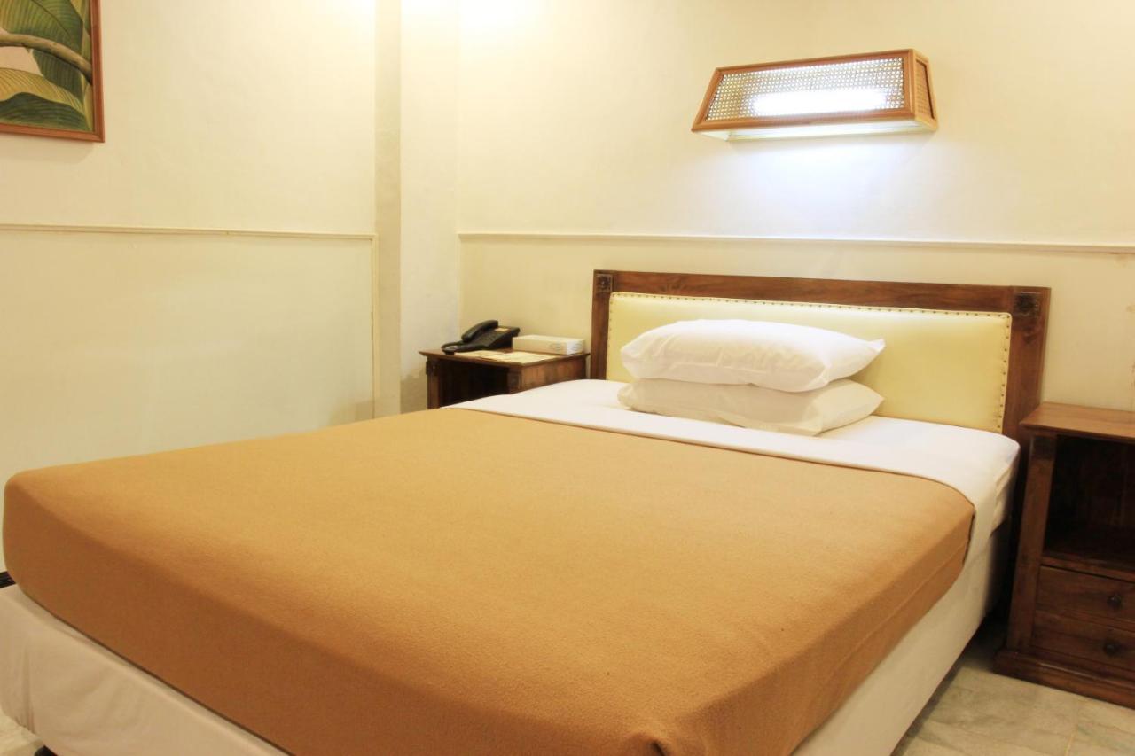 Hotel Karthi Kuta Kuta Lombok Eksteriør bilde